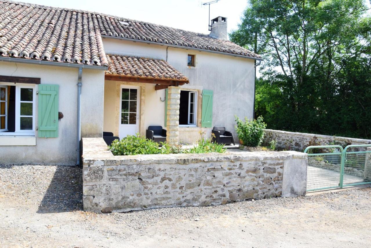 Maison Charismatique A Saint-Germier Avec Jardin Cloture. Εξωτερικό φωτογραφία