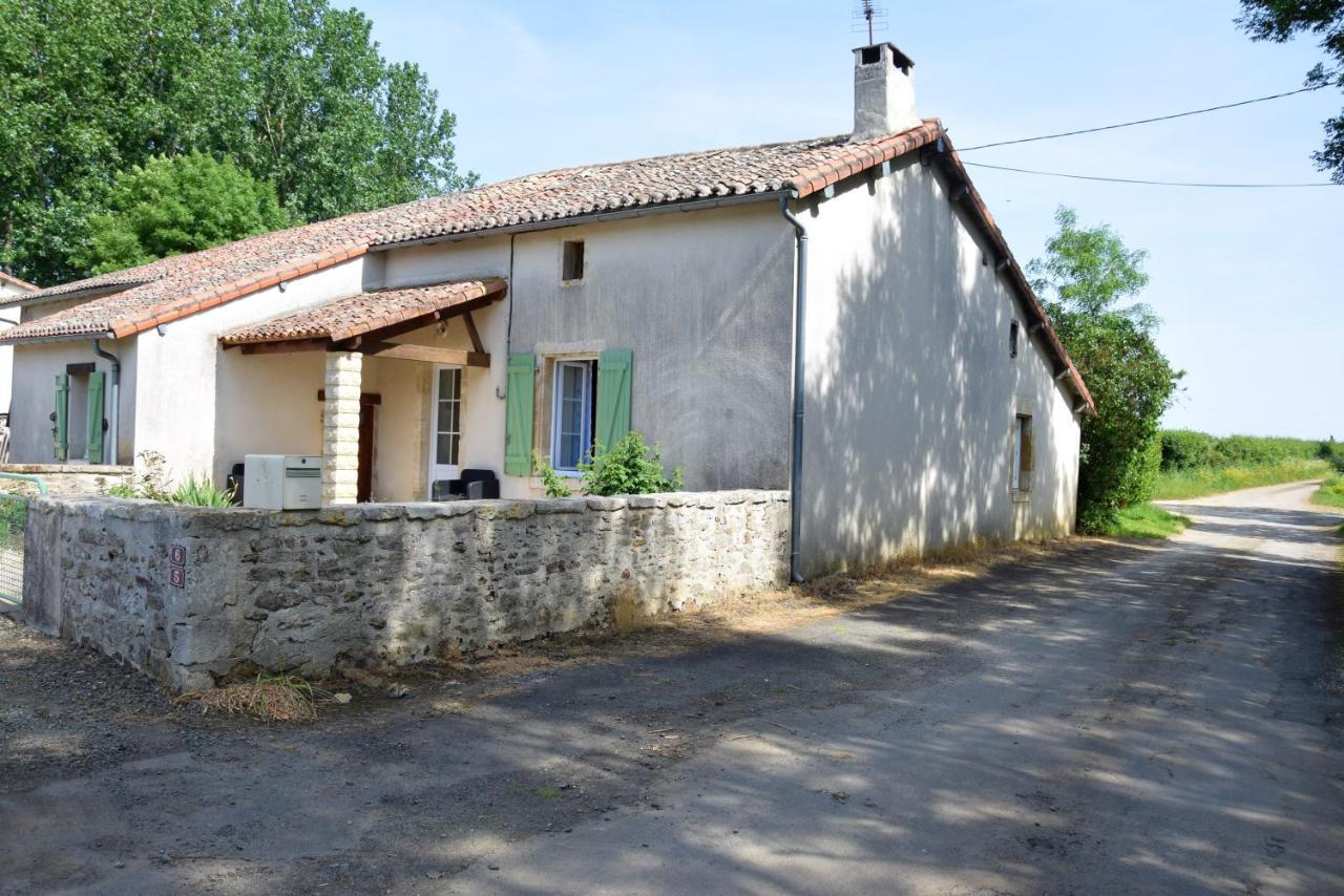 Maison Charismatique A Saint-Germier Avec Jardin Cloture. Εξωτερικό φωτογραφία