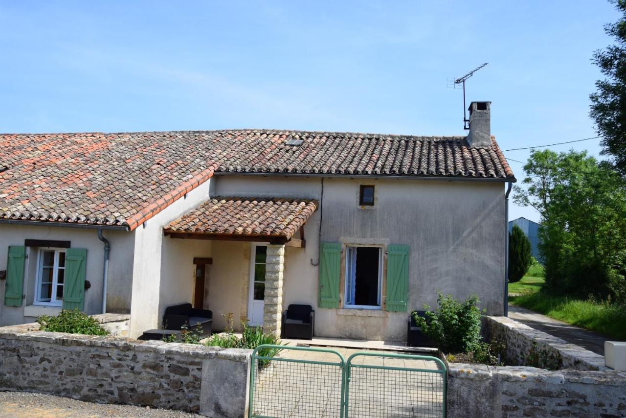 Maison Charismatique A Saint-Germier Avec Jardin Cloture. Εξωτερικό φωτογραφία